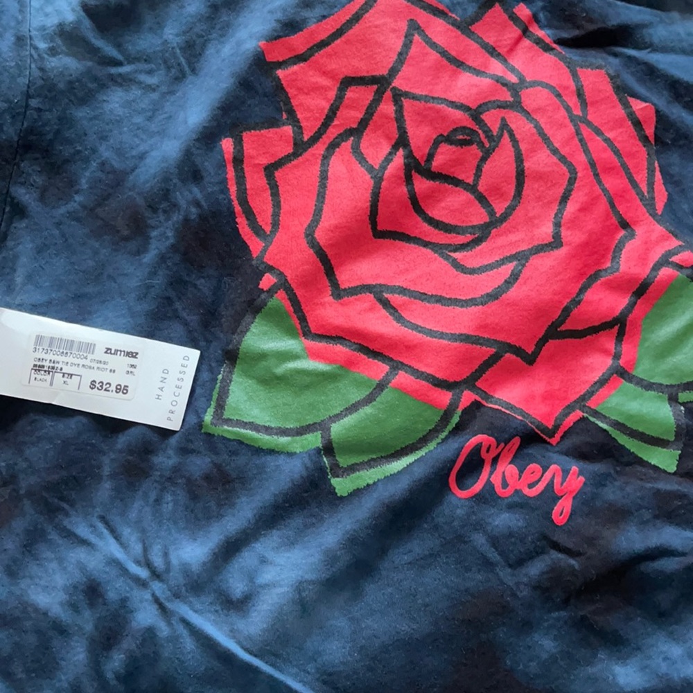 Obey tshirt